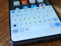 Gboard 可以选择切换到其他字体