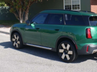 Mini Countryman 行李箱测试：后备箱能装下多少东西