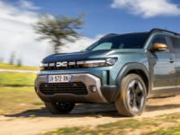 新款 Dacia Duster 推出混合动力版 起售价 18,745 英镑